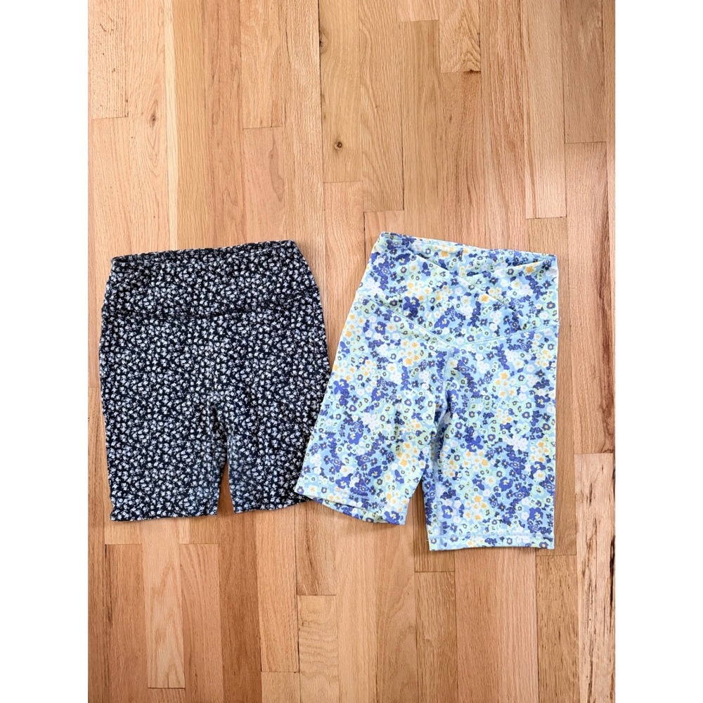 Aeropostale (XS) & Hippie Rose (S) Bundle of 2 Floral Biker Shorts Activewear